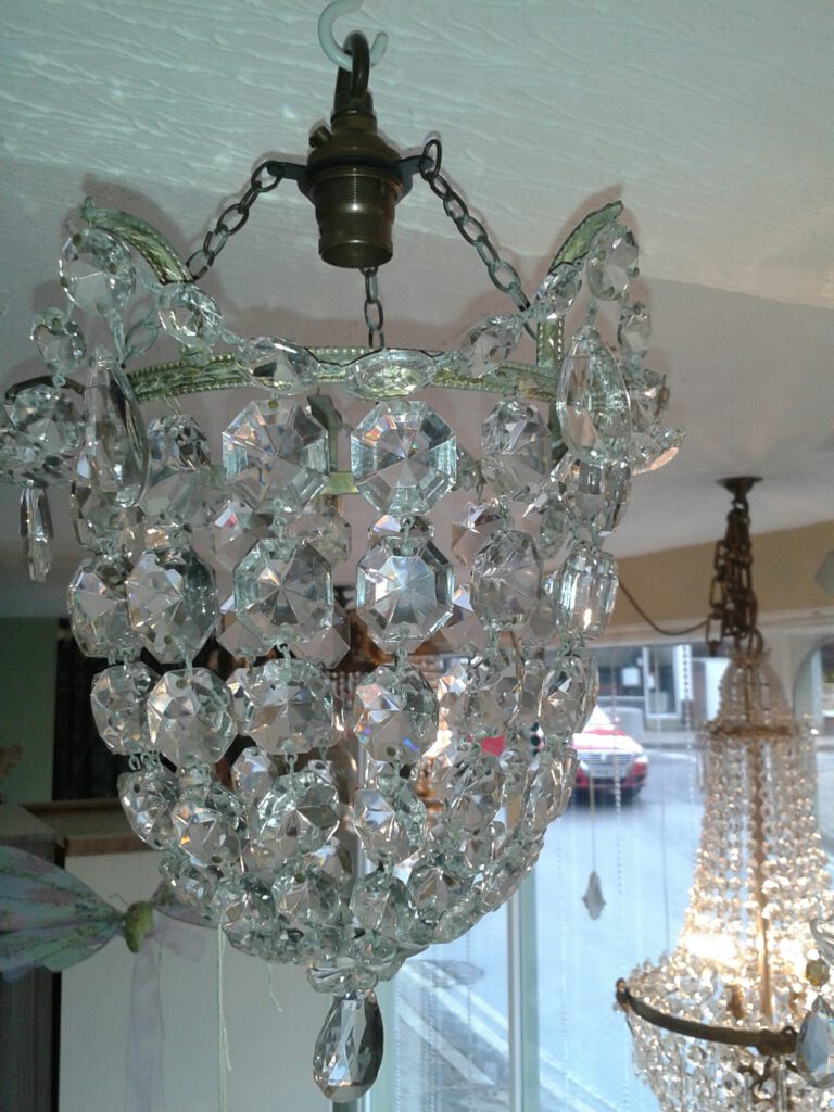 TH146 Antique Chandelier