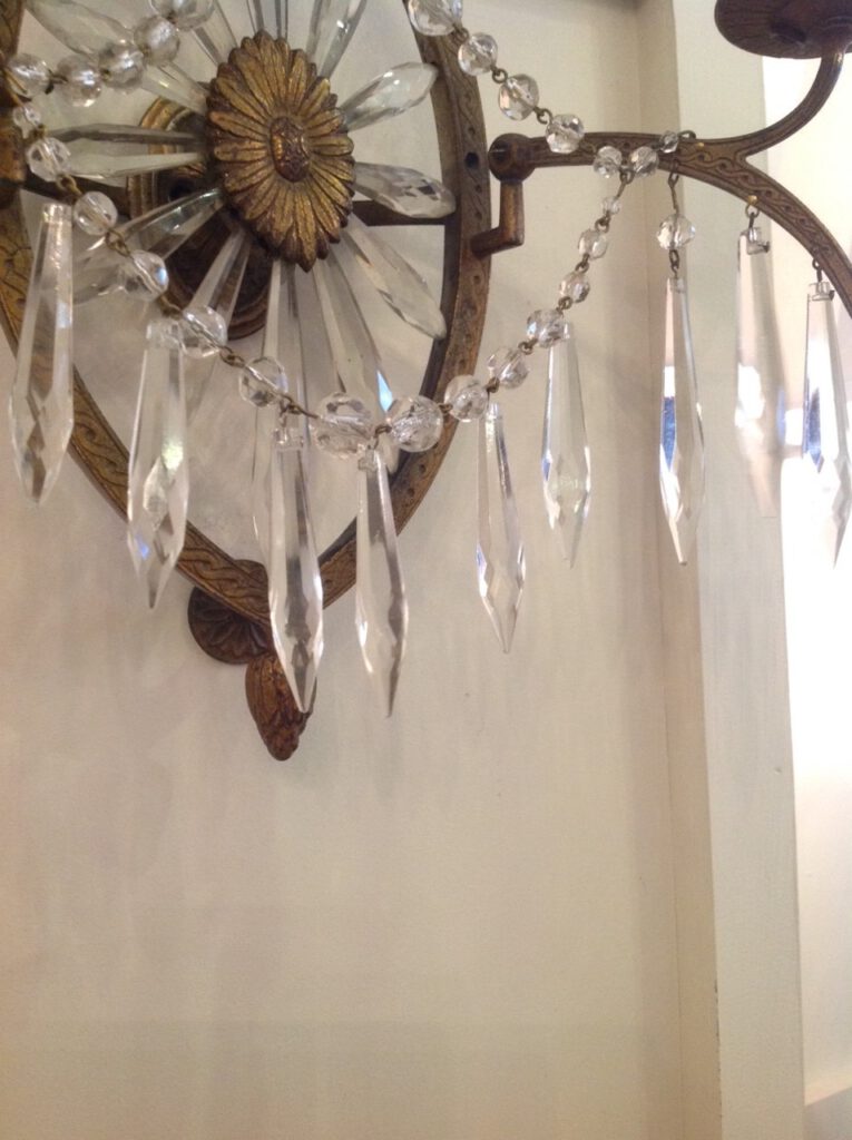 TH162 Antique Wall Sconce