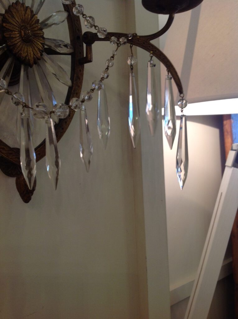 TH162 Antique Wall Sconce