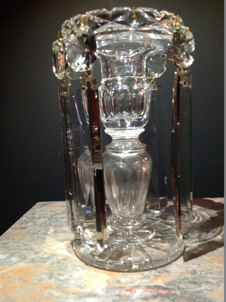 TH198 Antique Lustre