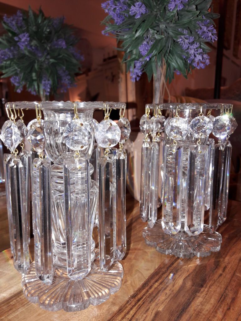 TH213 Antique Lustres